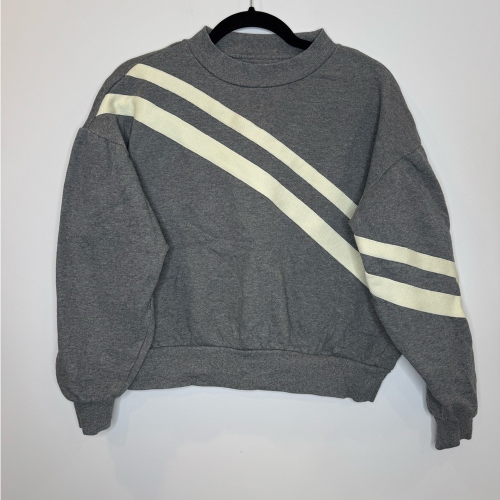 Wesley Gray White asymmetrical cropped Sweatshirt size XS